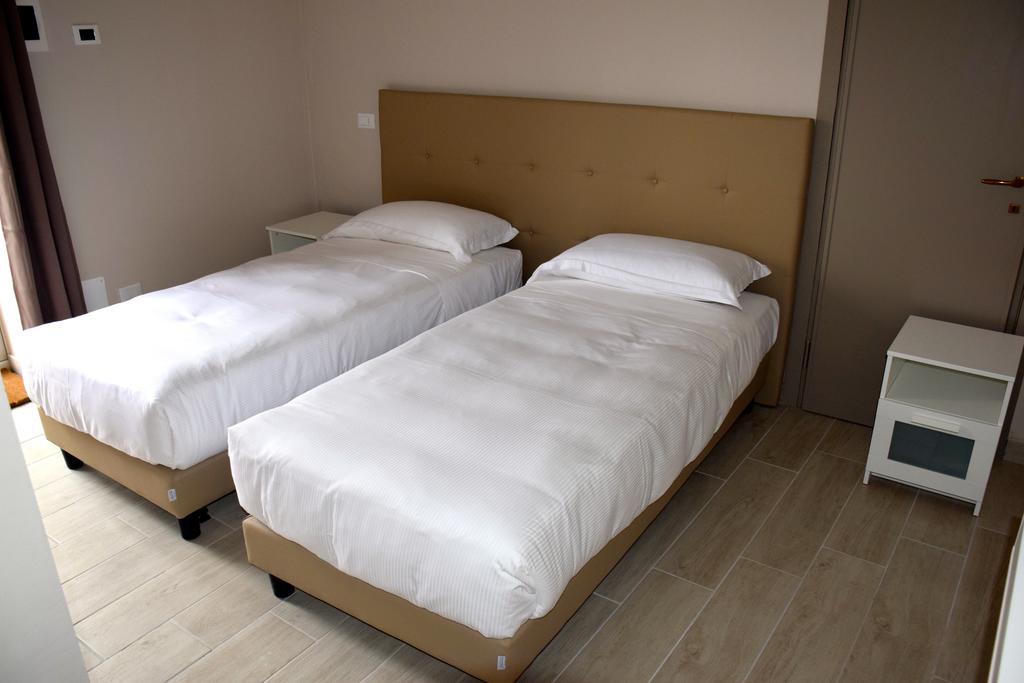 B&B Leonardo Rho Phòng bức ảnh